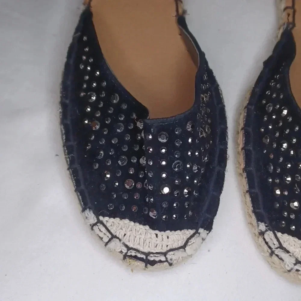 BAMBOO sandals nwot